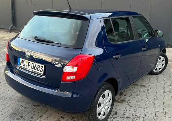 Skoda Fabia cena 16999 przebieg: 129900, rok produkcji 2010 z Wałbrzych małe 562